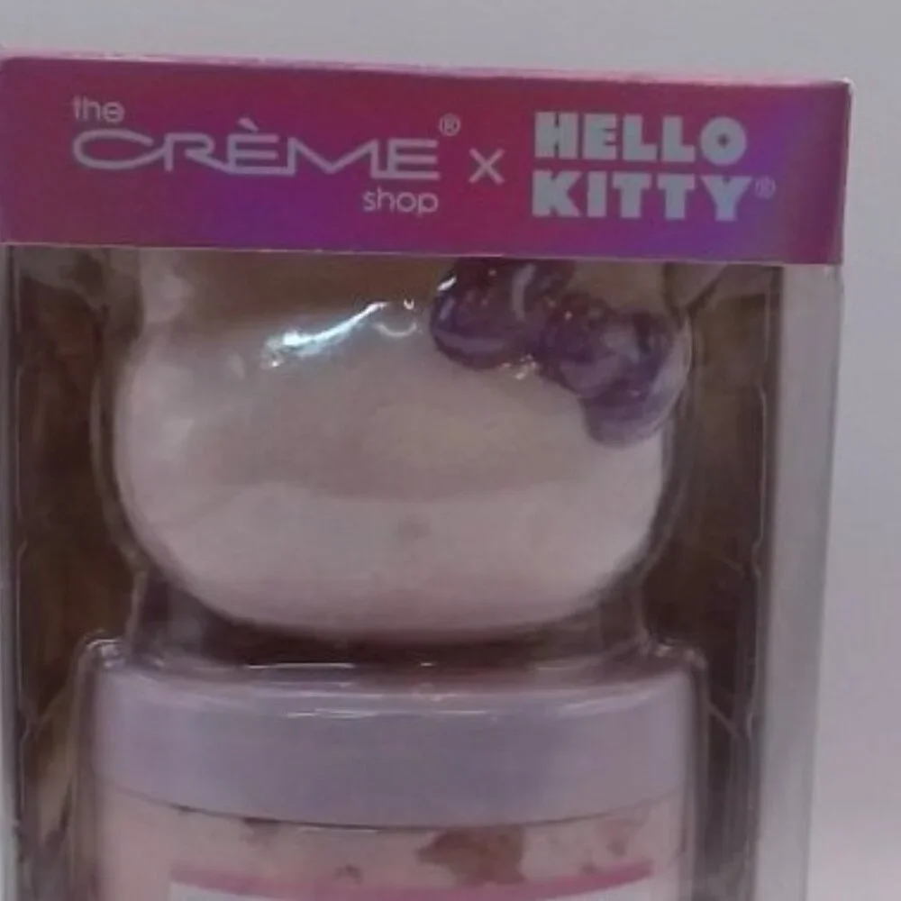 The Crème Shop x Sanrio Hello Kitty Silky Skin Spa‎ Set - Fresh Strawberry